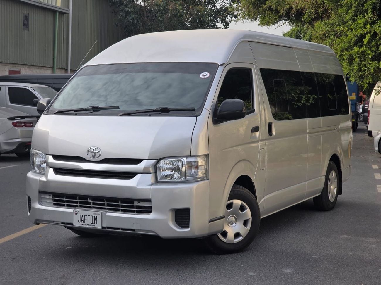 Toyota Hiace 2016 | 2.7L PETROL | AT | RHD | 14 SEATERS | GOOD CONDITION