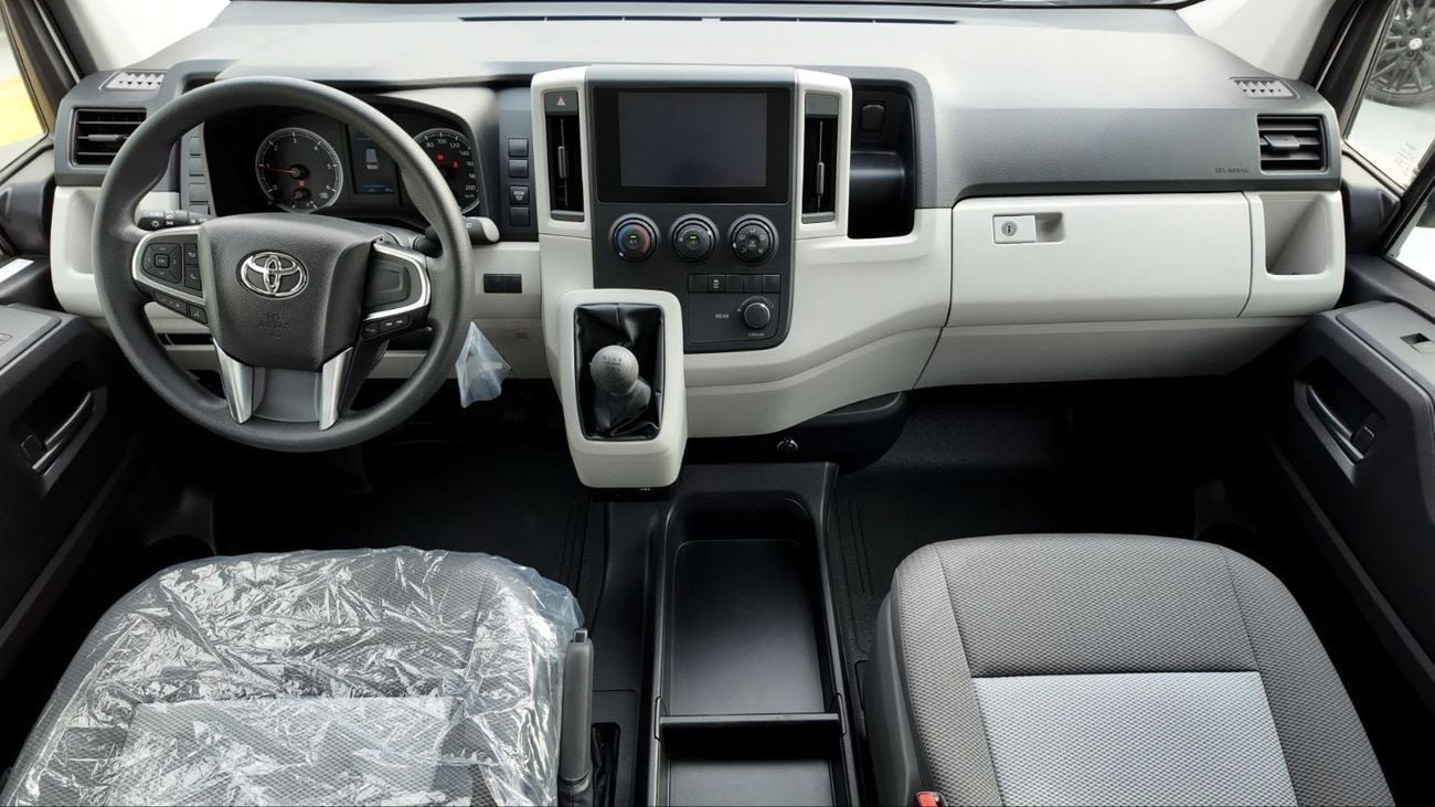 تويوتا هاياس TOYOTA HIACE HIGH ROOF 2.8L DIESEL M/T WHITE 2026