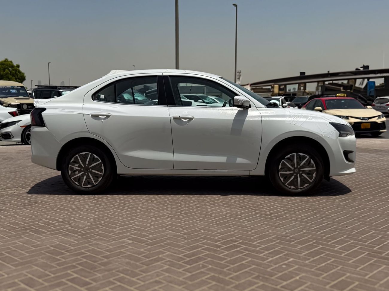Suzuki Dzire 2025 GLX 1.2-litre 4-cylinder petrol engine - 5 Speed AT - 9 inch Touchscreen - EXPORT
