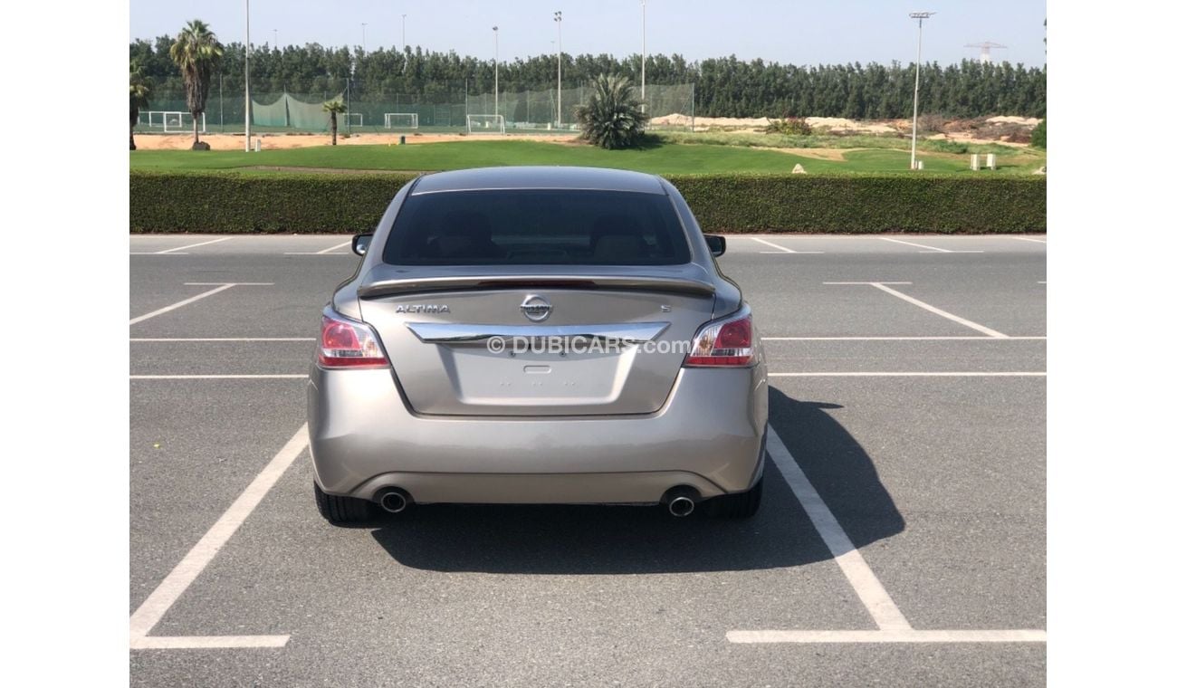 نيسان ألتيما موديل 2015 خليجي حاله ممتازه من الداخل والخارج