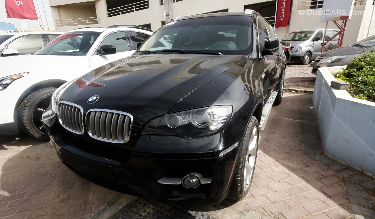 بي أم دبليو X6 XDrive 50i