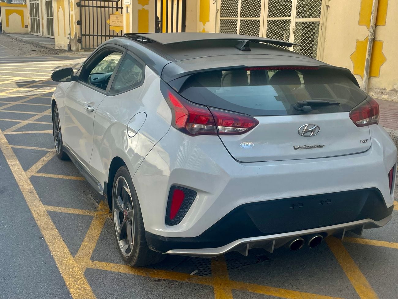 Hyundai Veloster