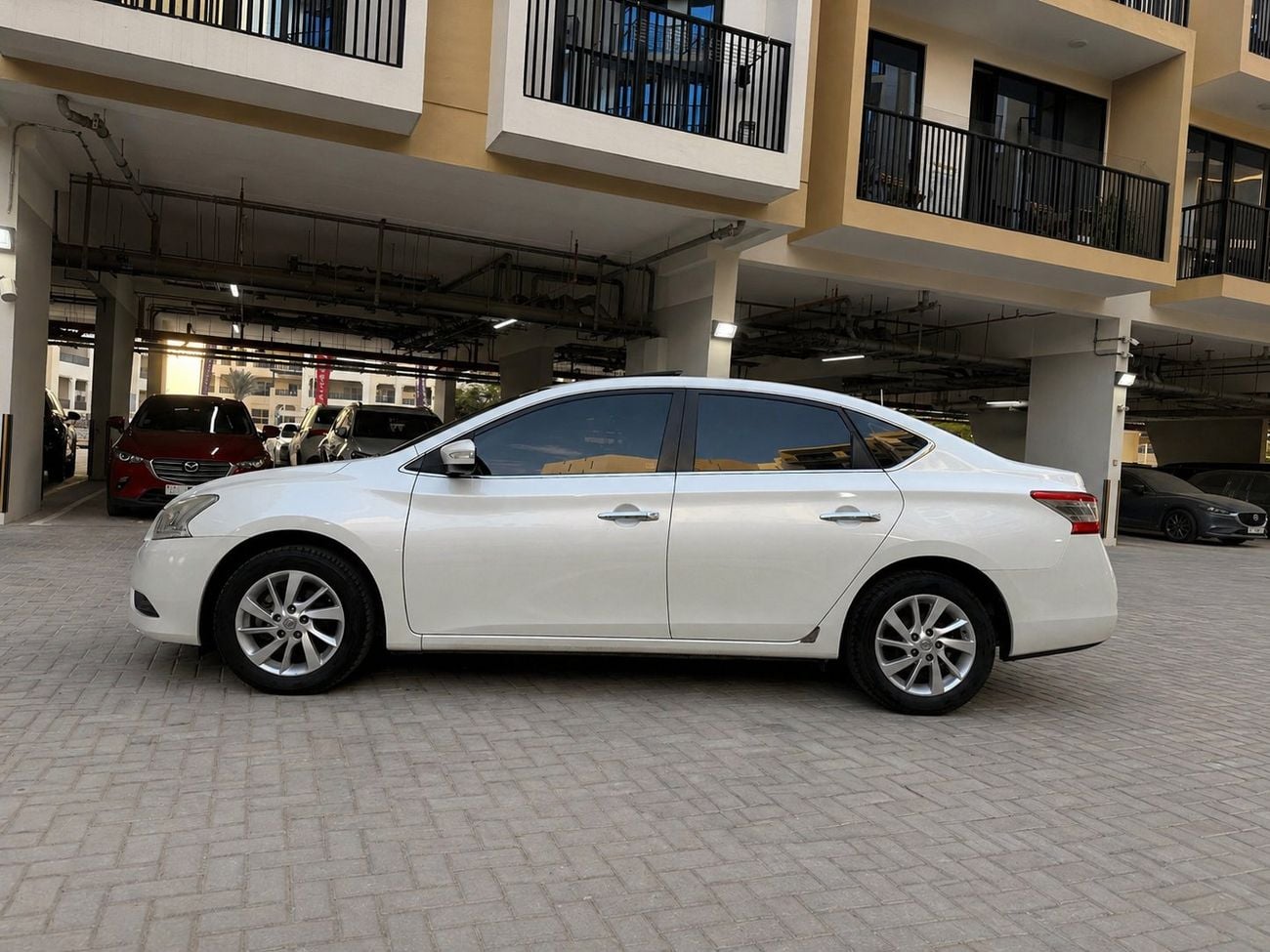 نيسان سنترا SL 1.8L