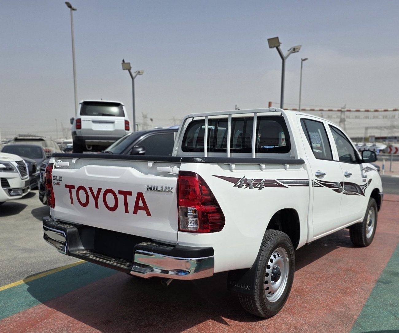تويوتا هيلوكس GL 2.4L Double Cab Utility