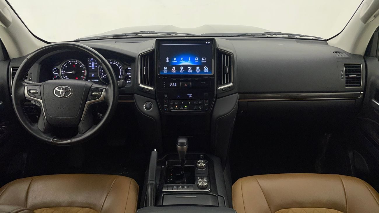 تويوتا لاند كروزر GXR GT 4 | بدون دفعة مقدمة | اختبار القيادة في المنزل