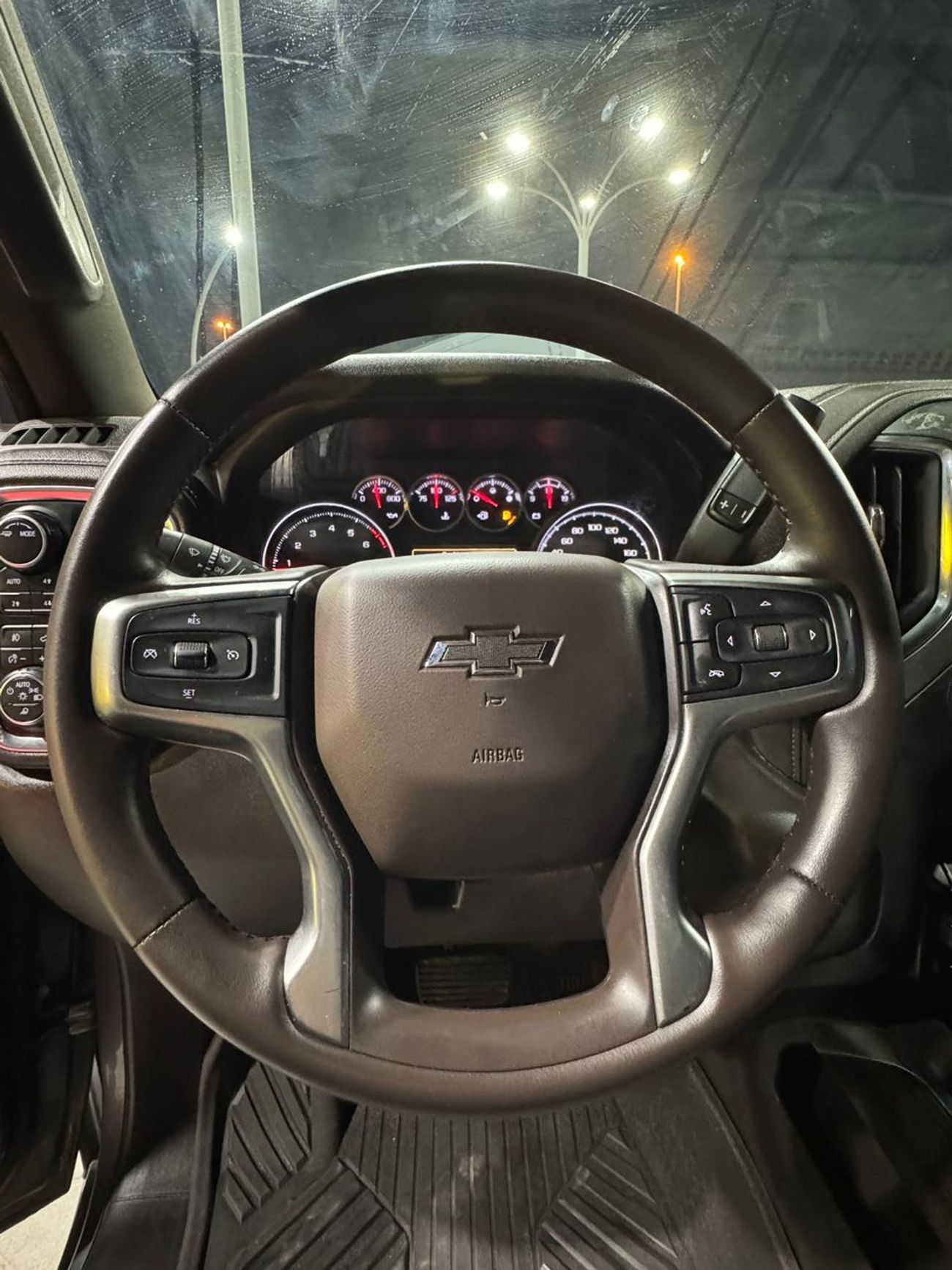 Chevrolet Silverado CHEVROLET SILVERADO SHAHEEN (GCC)