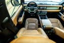 Land Rover Defender P300 90 SE 2.0L (6 Seater)