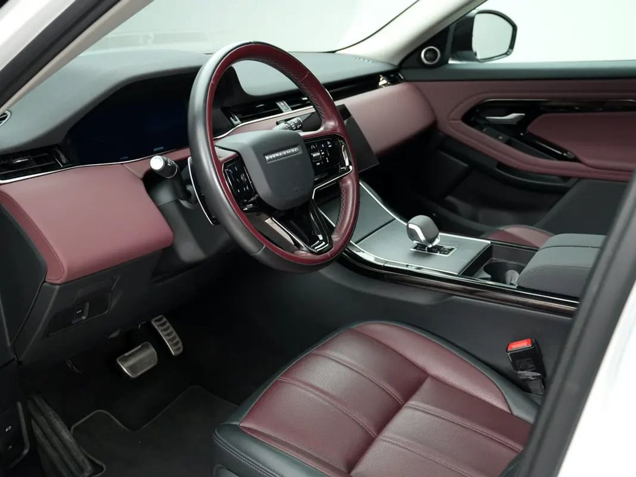 Land Rover Range Rover Evoque DYNAMIC SE P250 LOW Mileage | Great Condition