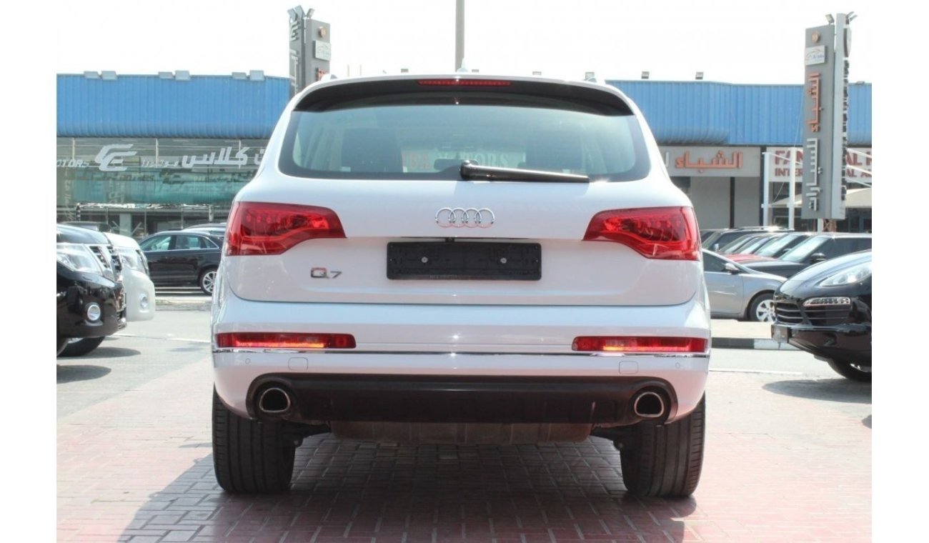 Audi Q7 QUATRO V6 3.0 FULLY LOADED 2015 GCC FSH WITH AGENCY IN MINT CONDITION