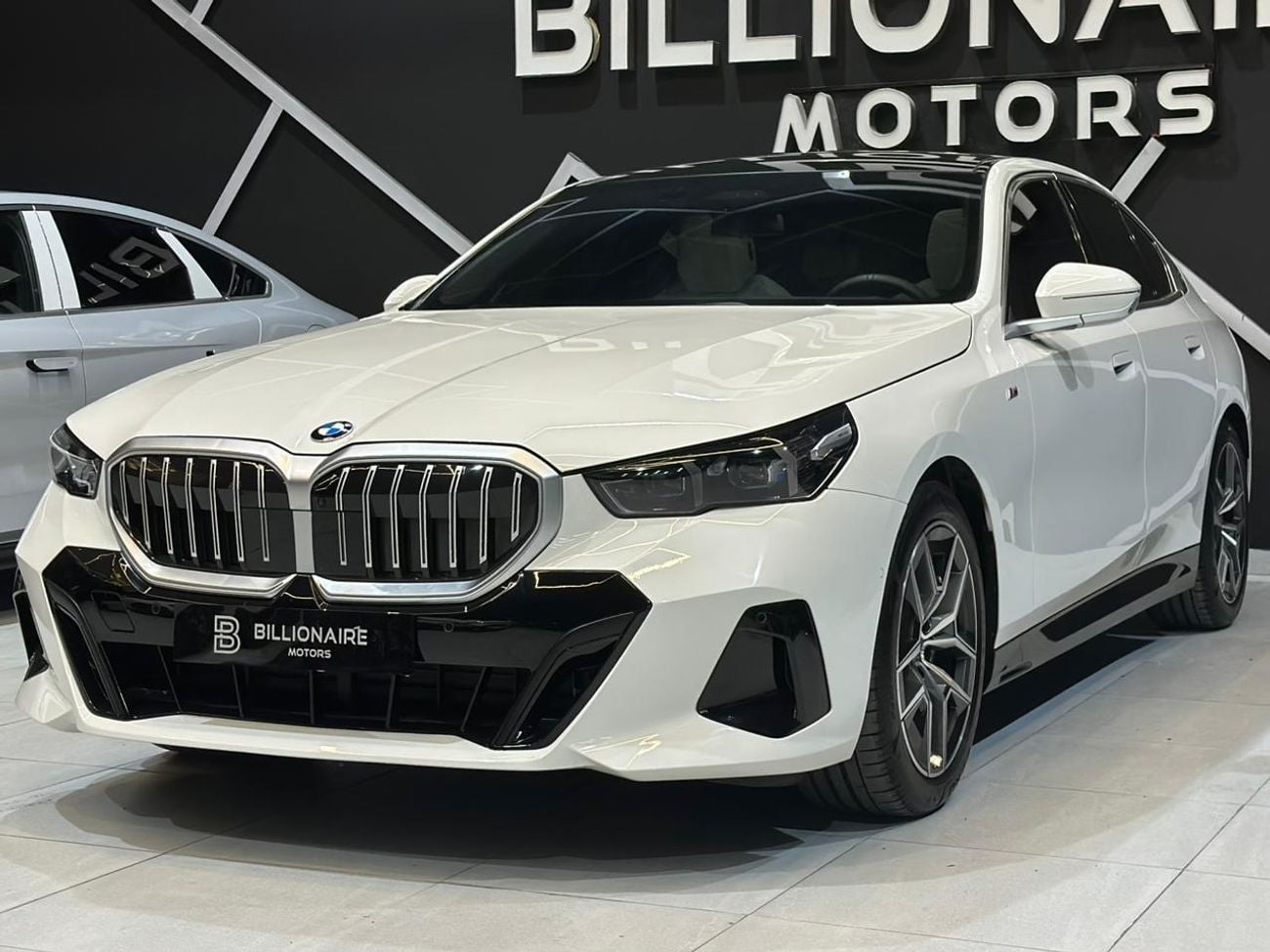 BMW 520i Executive 1.6L BMW 520i M-Kit | 2024 | KOREAN SPACE | FULL OPTIONS