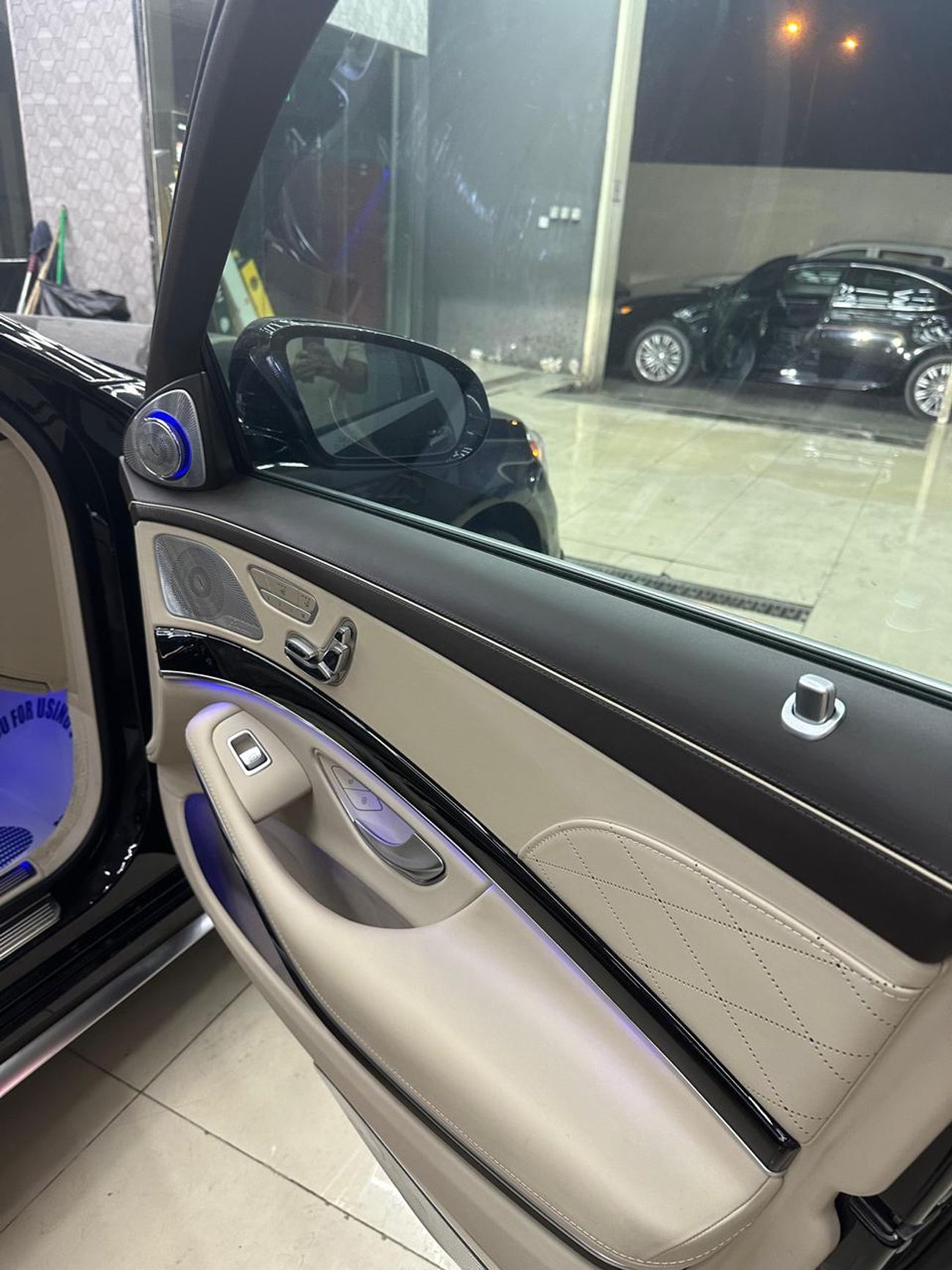 مرسيدس بنز S 63 AMG Std 5.5L