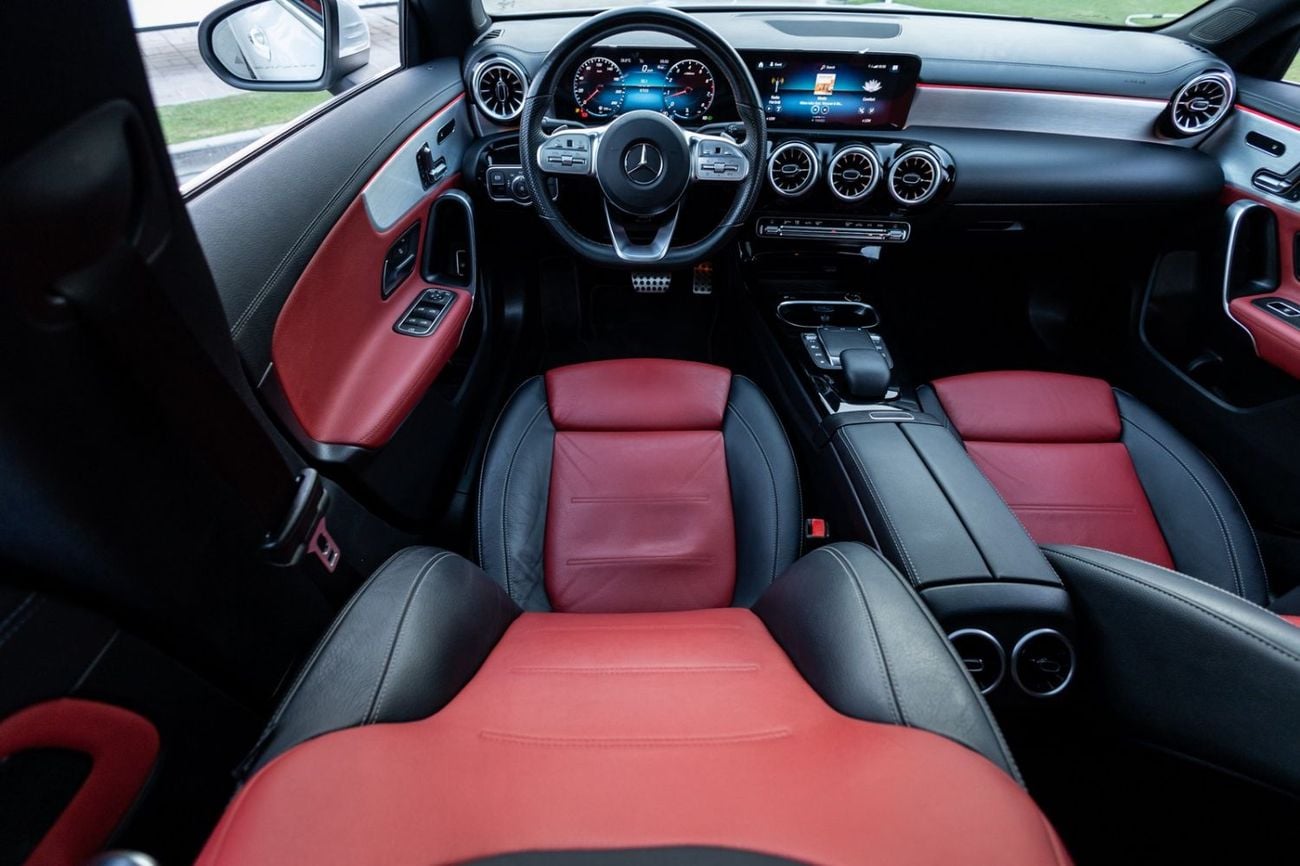 مرسيدس بنز CLA 250 Premium 2.0L