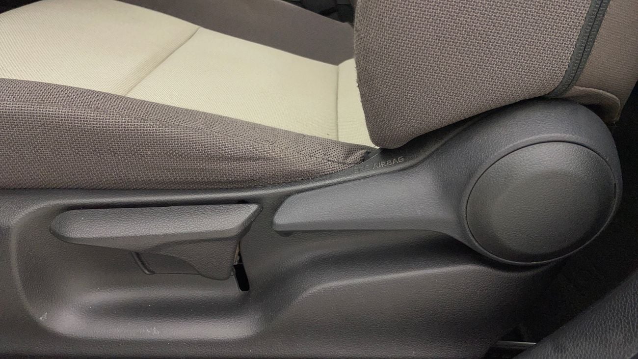 تويوتا كورولا XLI 1.6 | بدون دفعة مقدمة | اختبار القيادة في المنزل