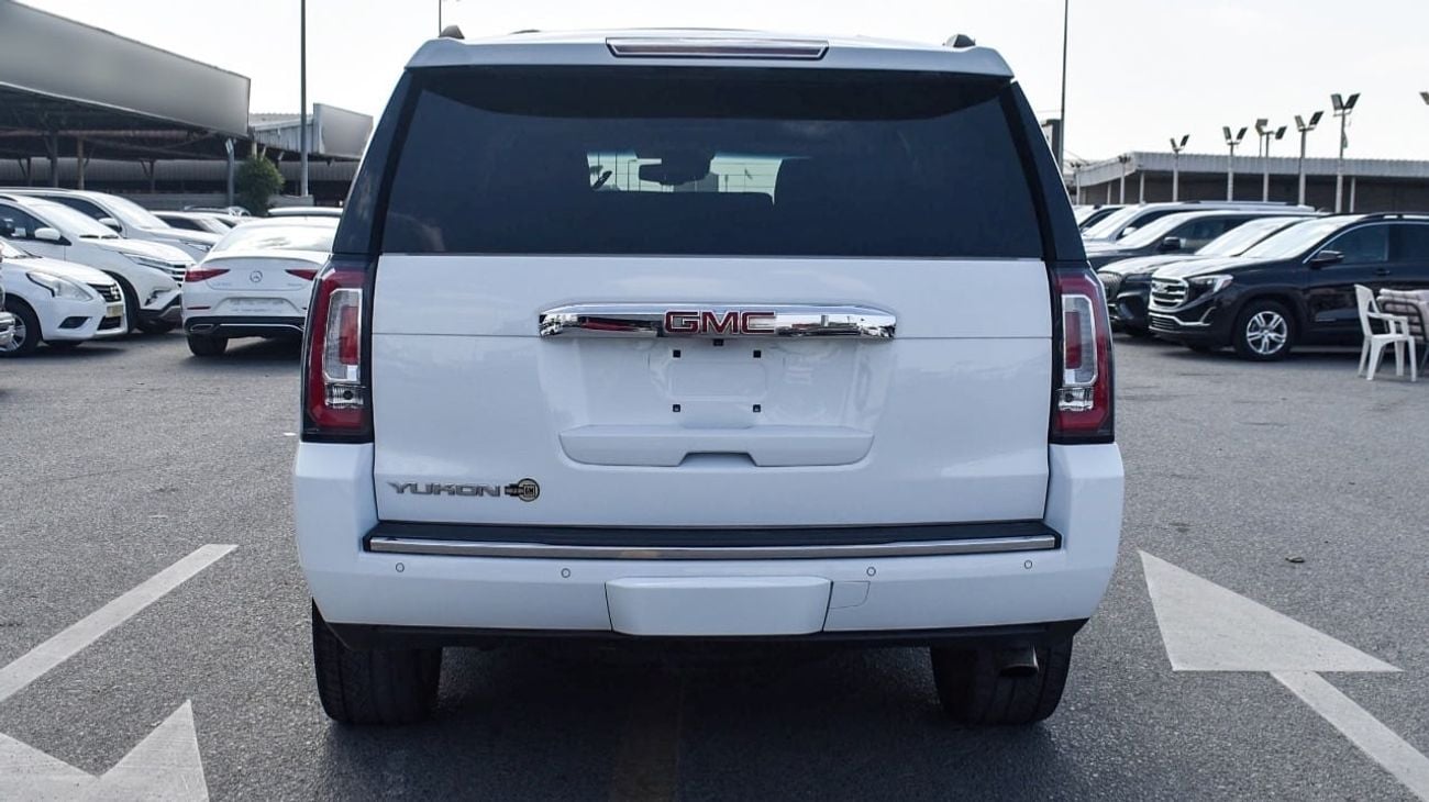 GMC Yukon Denali