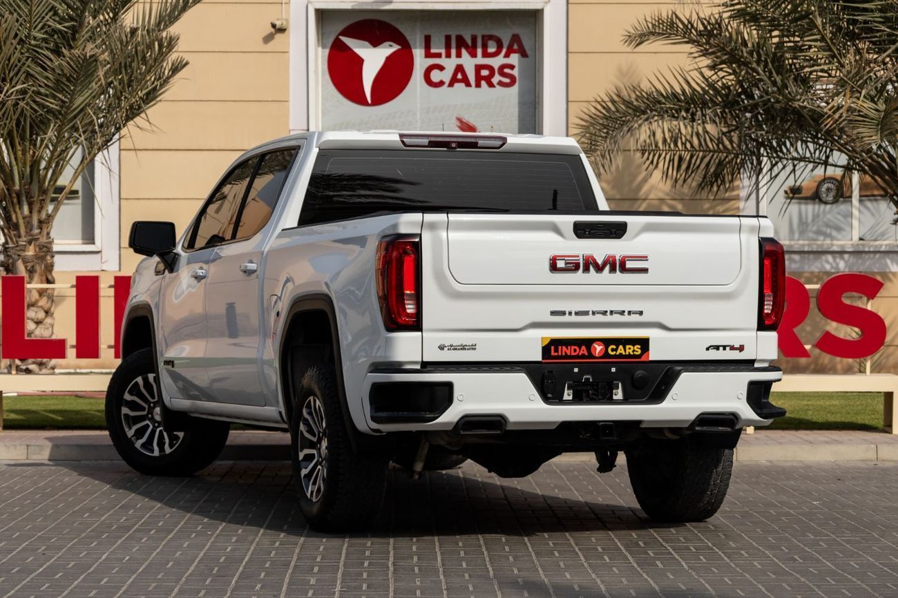 GMC Sierra 5.3L V8 AT4 Crew Cab (AWD)