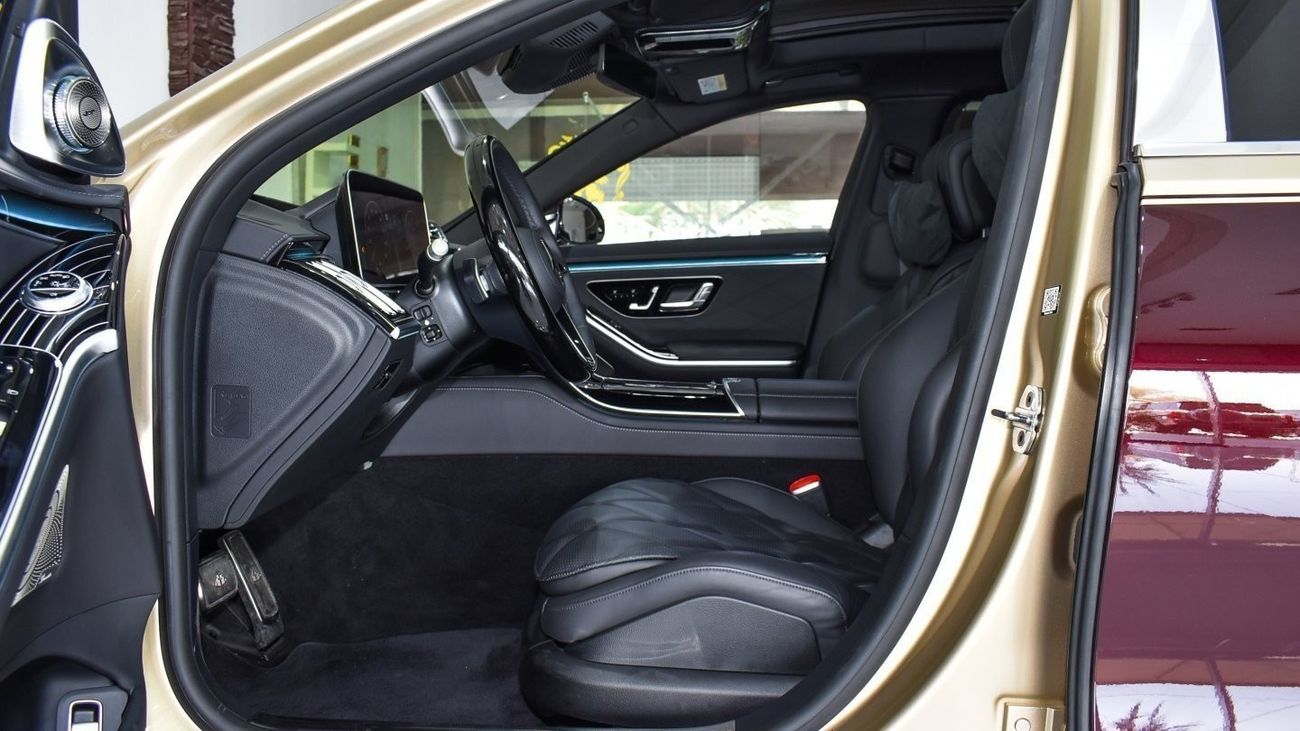 مرسيدس بنز S 680 MAYBACH 2023 BRAND NEW  GERMAN SPECS (AED949000 EXPORT PRICE)