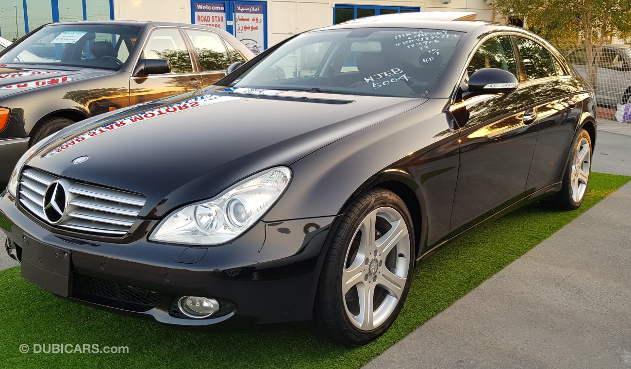 Mercedes-Benz CLS 550 Japan imported - Very clean car free accident 80000 km only