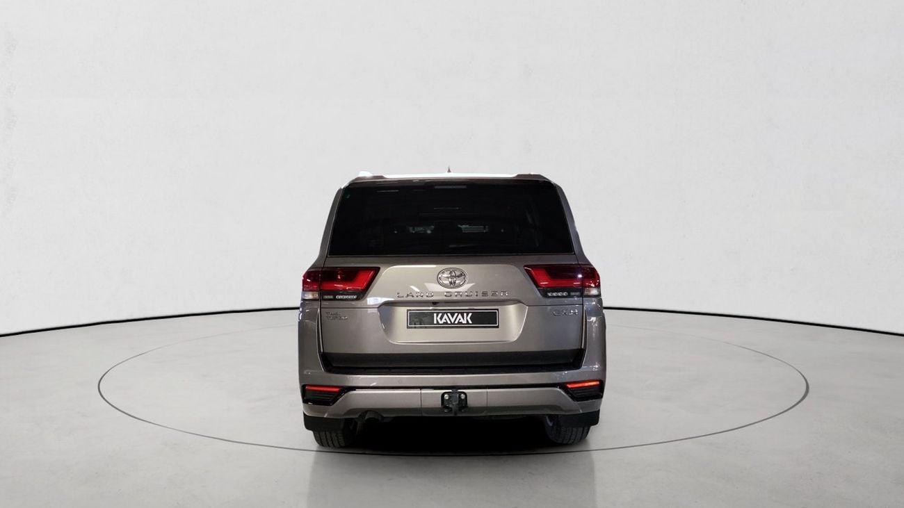 Toyota Land Cruiser GXR | upto AED 20,000 Ramadan Discount | Guaranteed Warranty | 0 Down Payment