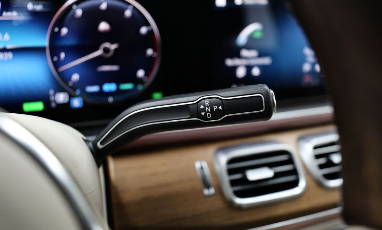 Mercedes Maybach GLS600 Maybach Original Mayback | Clean Title | V8 4.0L 558 Hp | Free Insurance + Registration | Warranty Till 2028