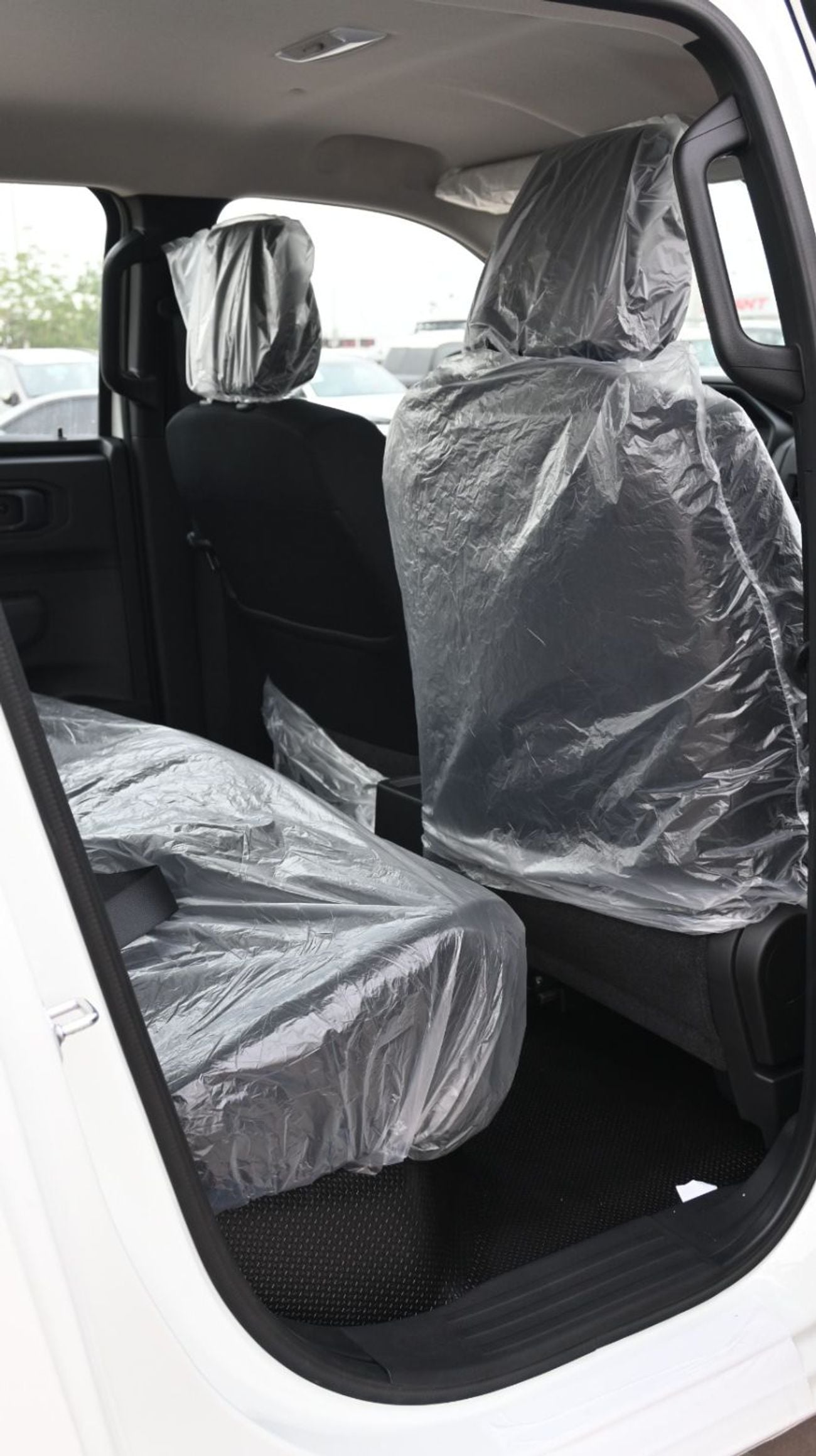 Mitsubishi L200 DIESEL - BASIC OPTION, MANUAL TRANSMISSION , MODEL 2026