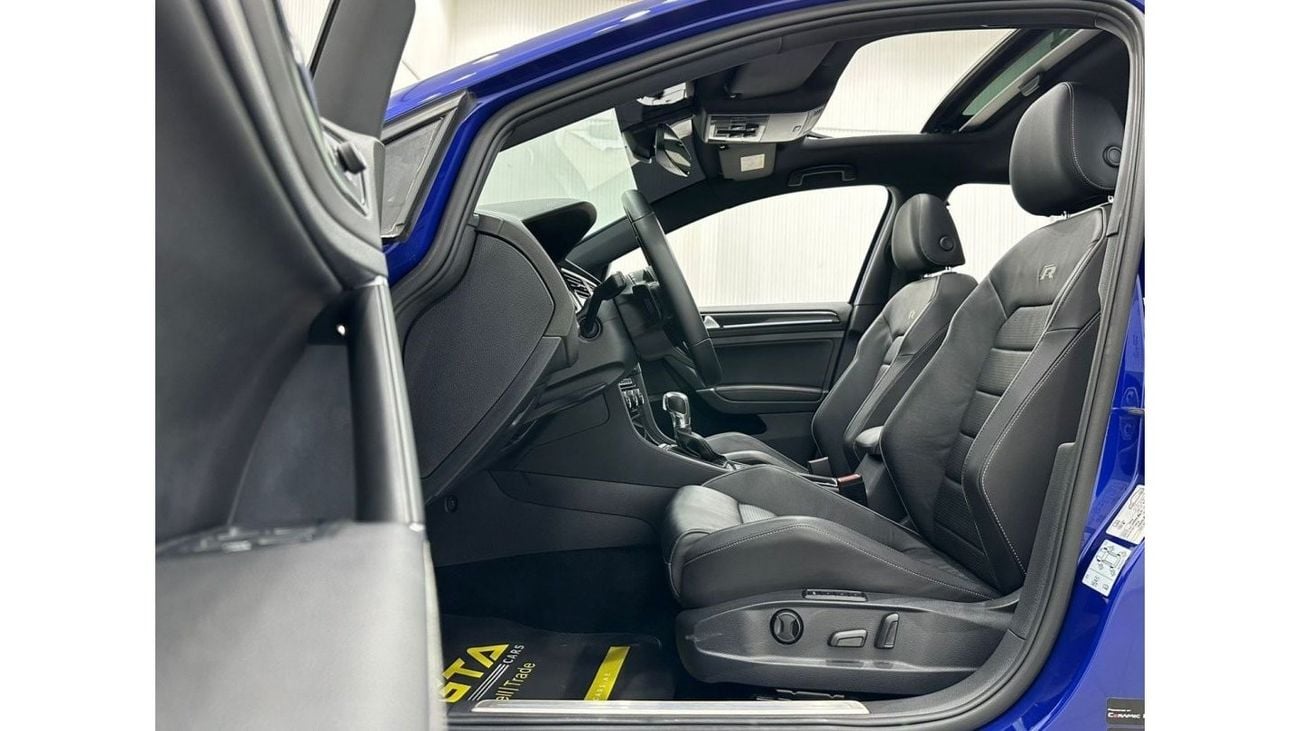 Volkswagen Golf 2018 Volkswagen Golf R, Warranty, Full VW Service History, Full Options, GCC