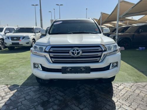 Toyota Land Cruiser TOYOTA LAND CRUISER 2021 GXR 5.7 /V8