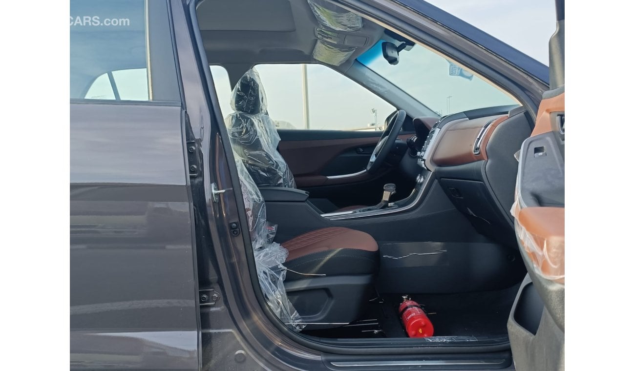 Hyundai Grand Creta 2.0L Premium, 7 Seats With Panoramic Roof, Ready Stock (CODE # CR01)