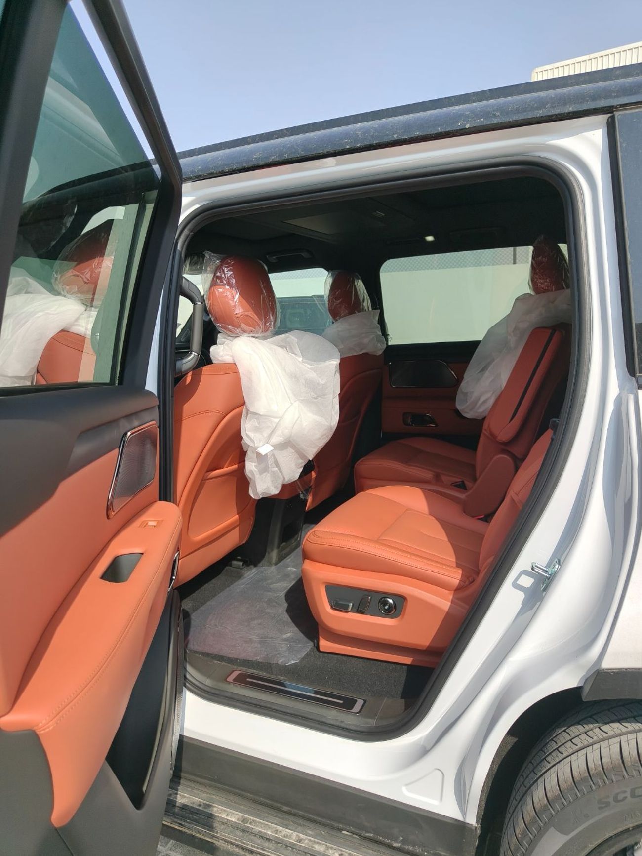 ROX 01 ROX 01 7 Seater 2026 Version