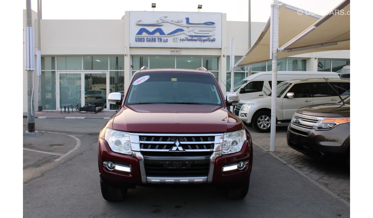 Mitsubishi Pajero MID OPTION - 2 KEYS - CAR IS IN PERFECT CONDITION INSIDE OUT