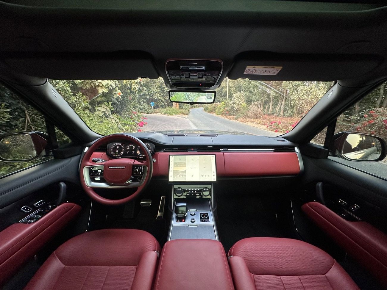 Land Rover Range Rover LWB SV P615 4.4L | 2023 Range Rover Vogue SV | Luxury SUV | 21,000 KM | Perfect Condition