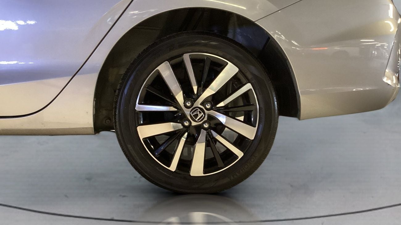 هوندا سيتي 1.5 LX SPORT AUTO | شامل الضمان | 0 ﺪﻔﻋﺓ ﺃﻮﻟﻯ