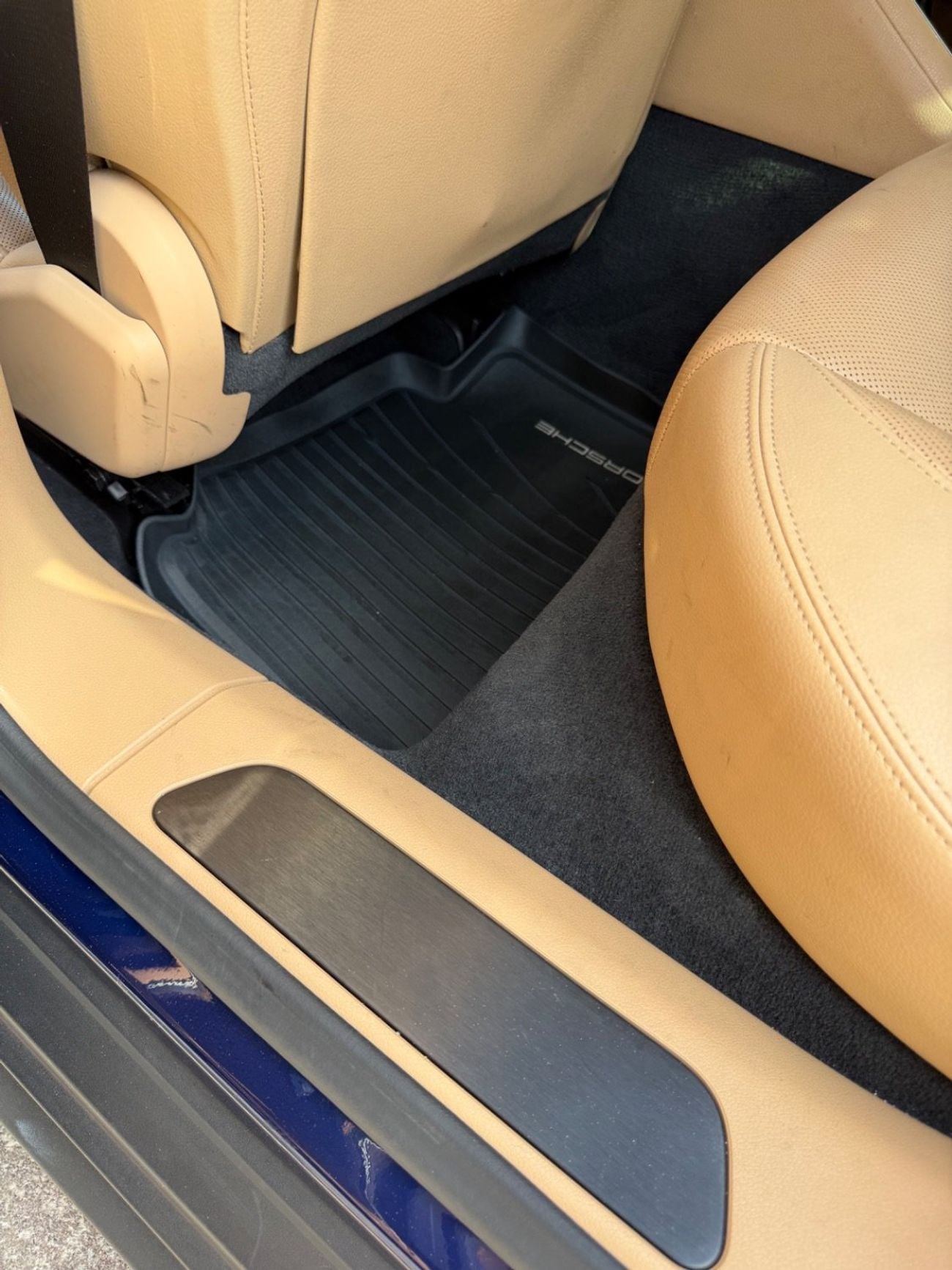 Porsche Panamera 4 E HYBRID PLATINUM EDITION