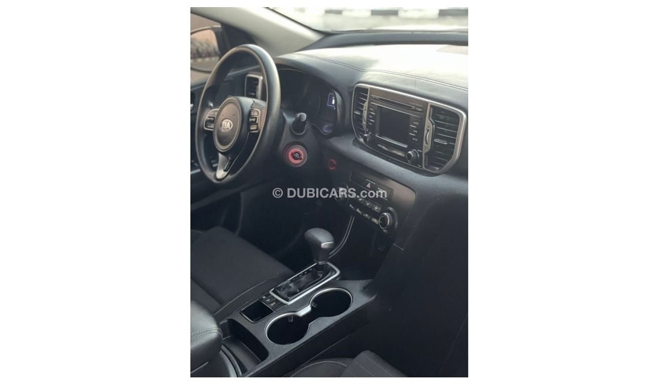 Kia Sportage 2018 KIA SPORTAGE 2.4L V4 MIDOPTION - Export Only