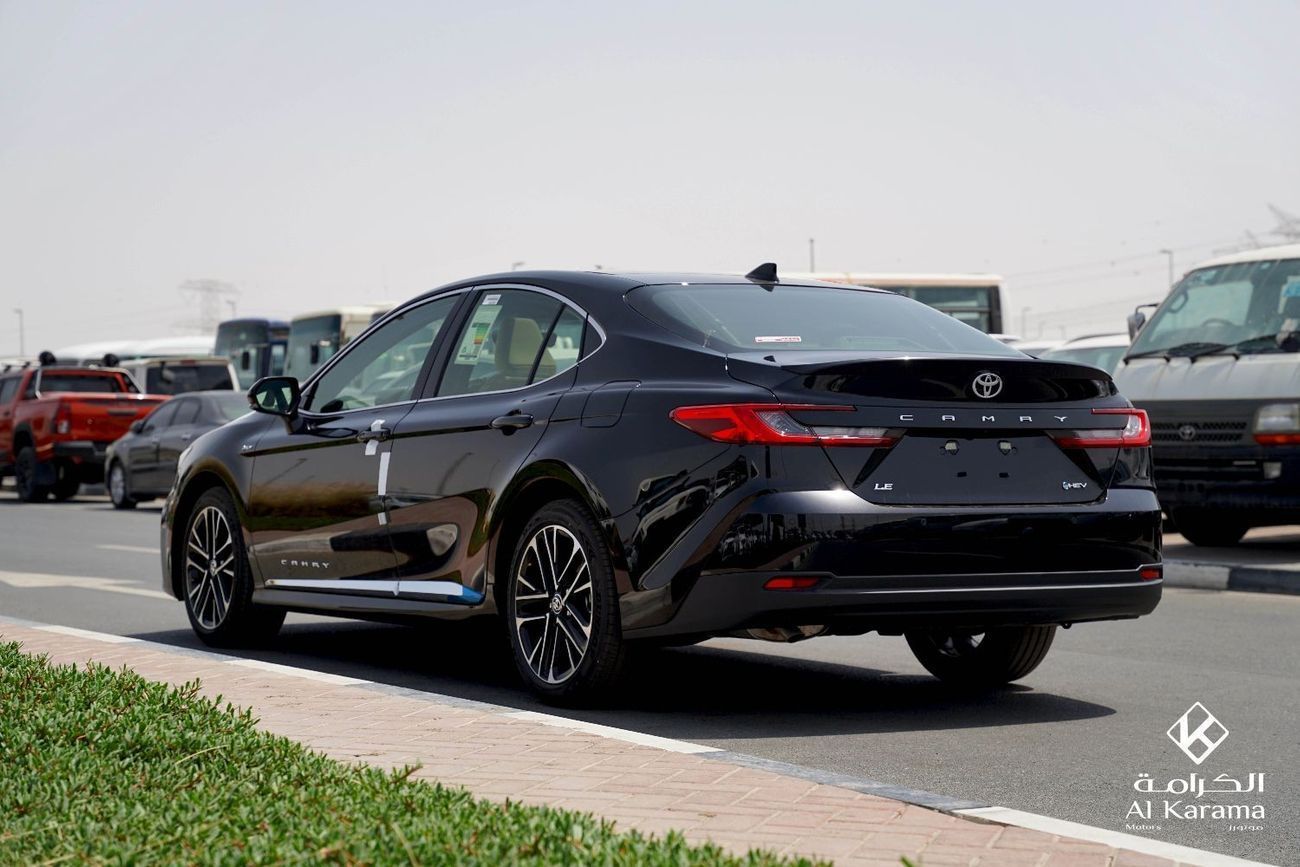 تويوتا كامري تويوتا كامري LE | هجينة سعة ٢.٥ لتر | سقف بانورامي | مقعد كهربائي | كاميرا خلفية