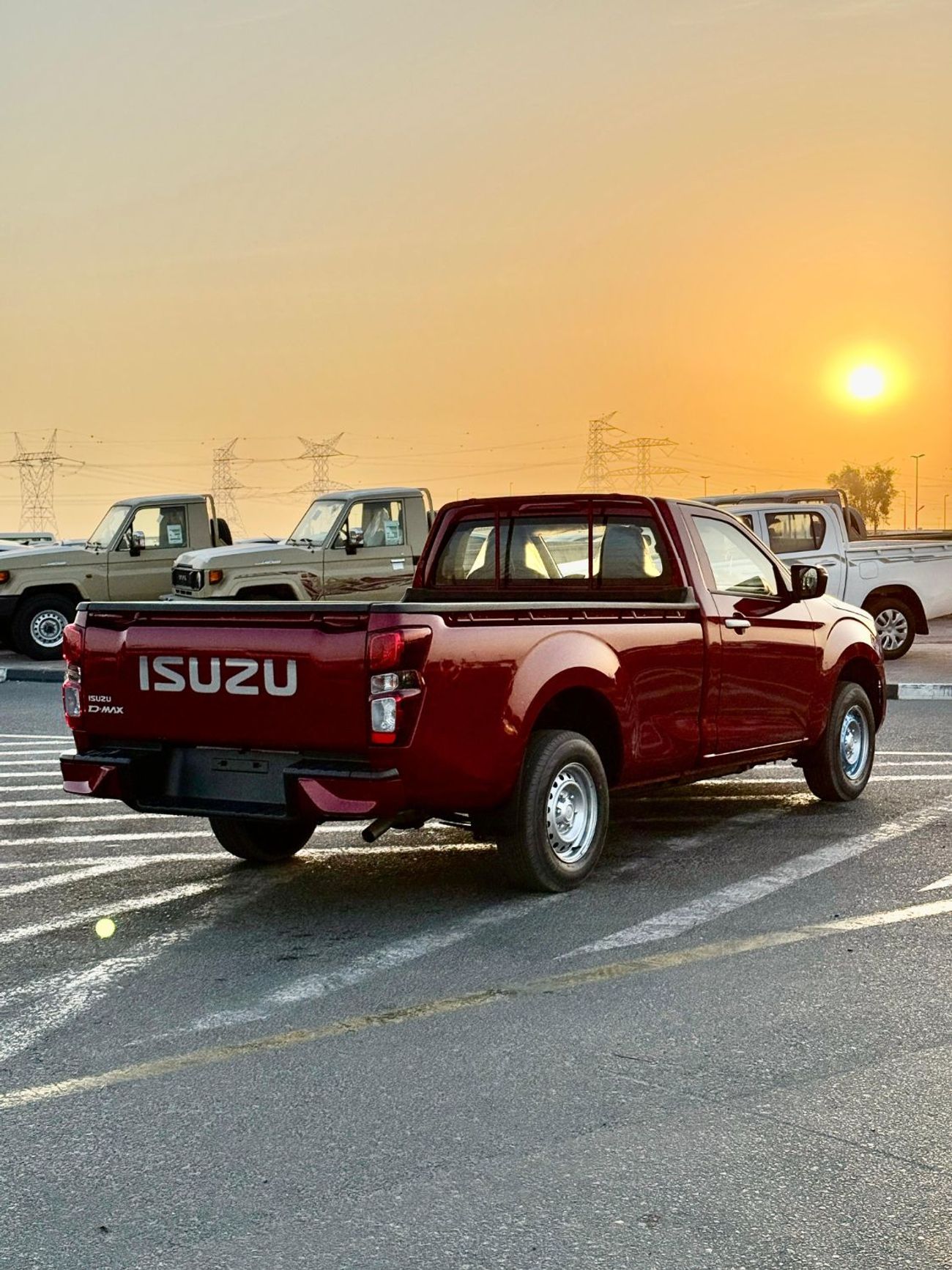 Isuzu DMax ISUZZ -D-MAX - SiNGLE CAB - 4x2 - 1.9L - DiESEL - 2026 - RED