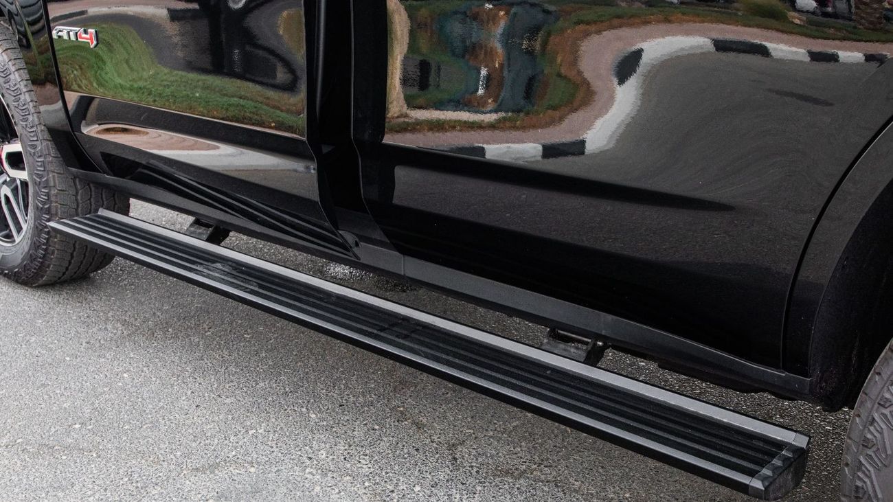 GMC Yukon AT4/GCC/TV. Local Registration +10%