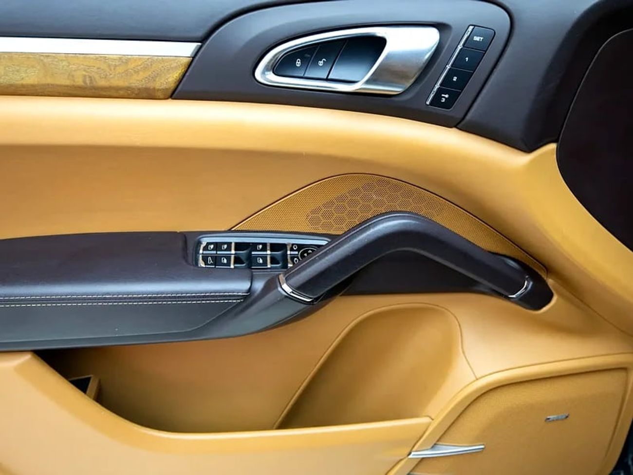 بورش كايان GTS 4.8L