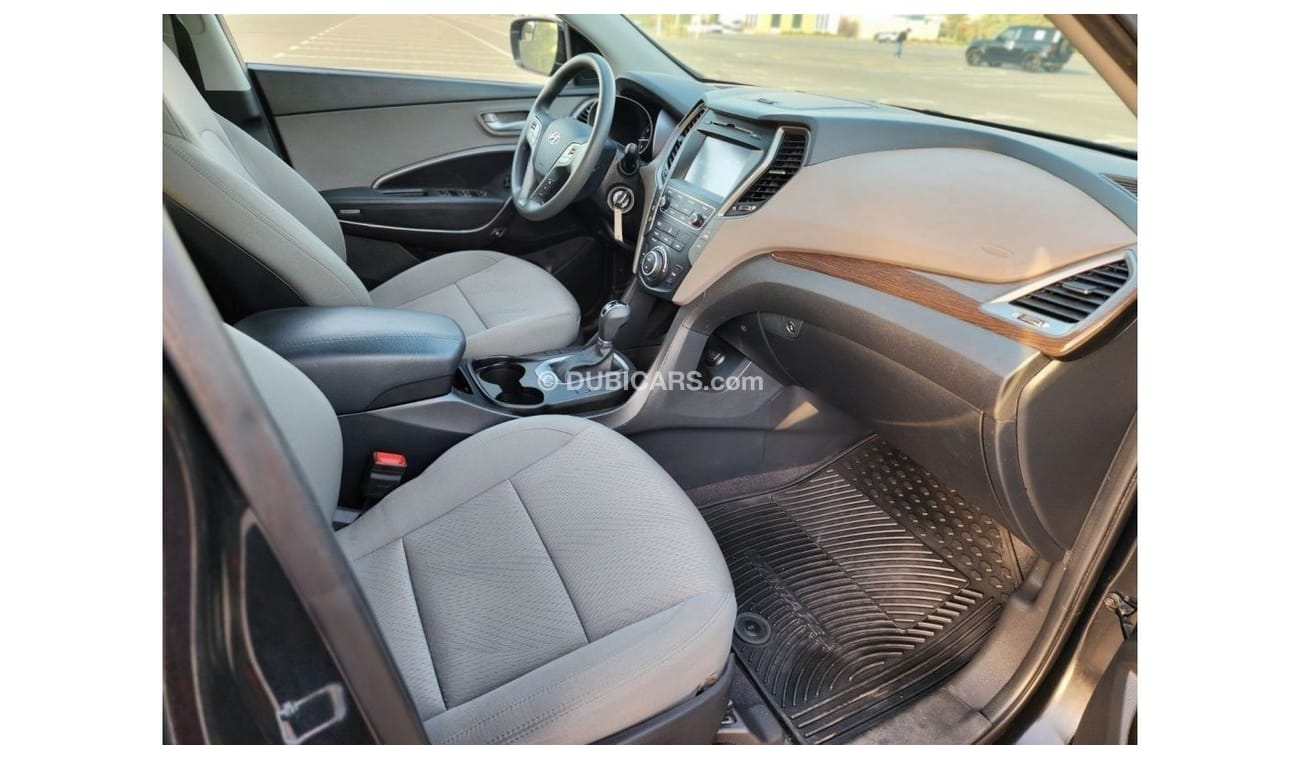 هيونداي سانتا في