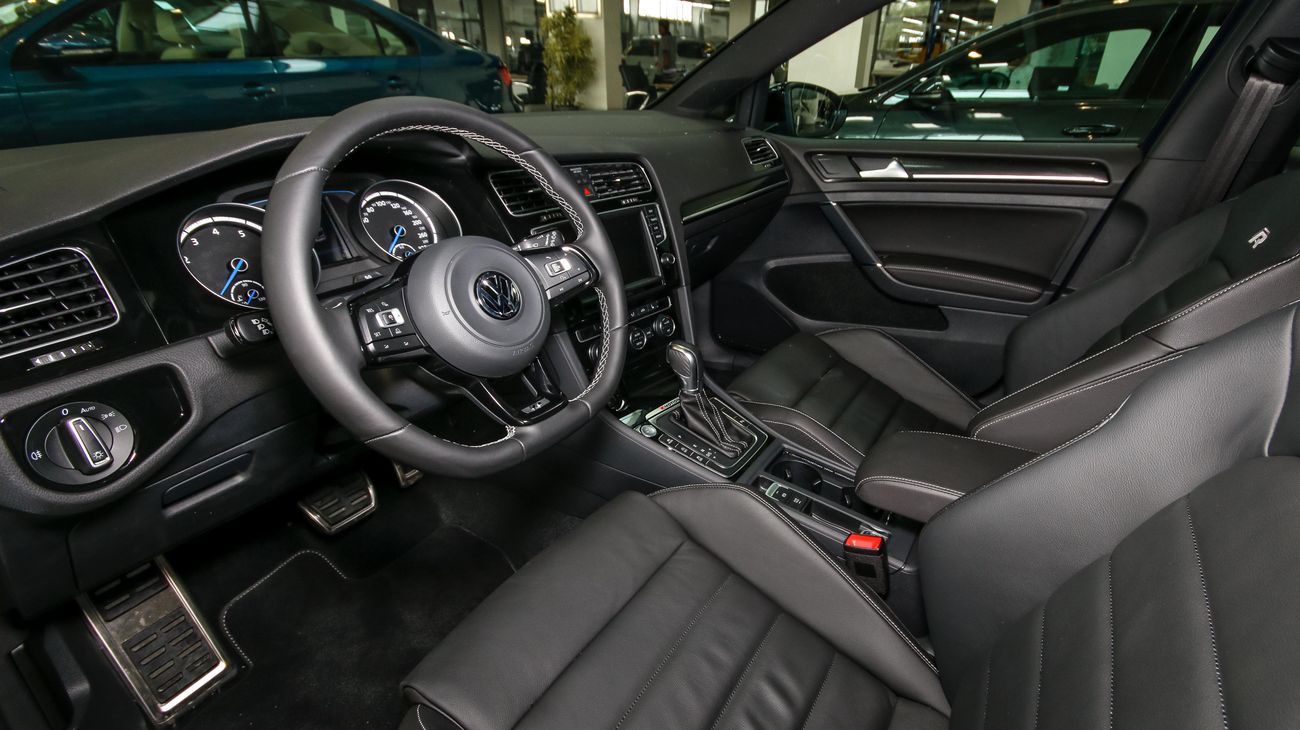 Volkswagen Golf R 4MOTION