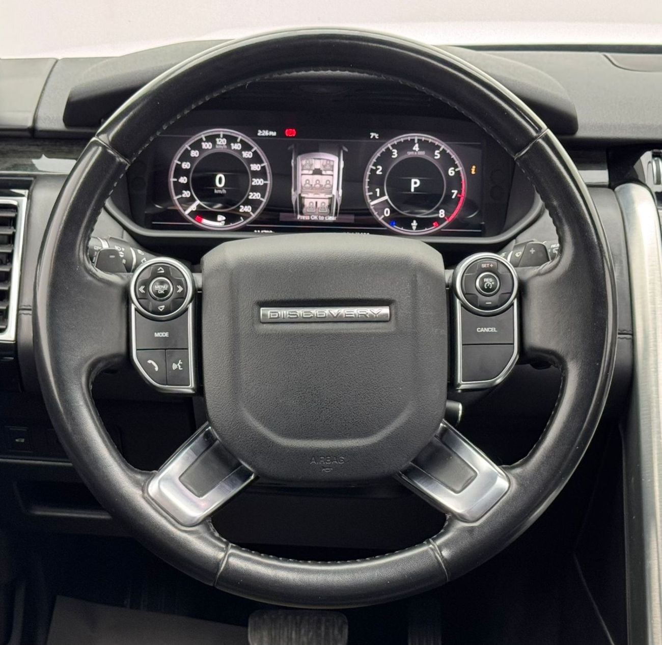 Land Rover Discovery HSE 3.0L (335 HP)