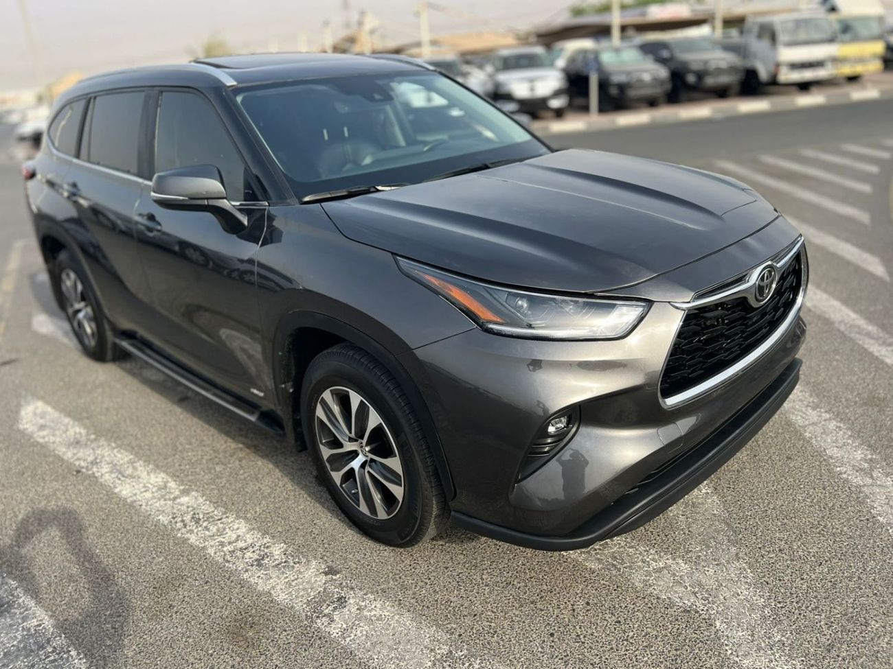 Toyota Highlander 2023 TOYOTA HIGHLANDER HYBRID XLE,  2.5l v4 GASOLINE , SUNROOF LEATHER ELECTRIC SEATS, TRUCK AUTO, 4