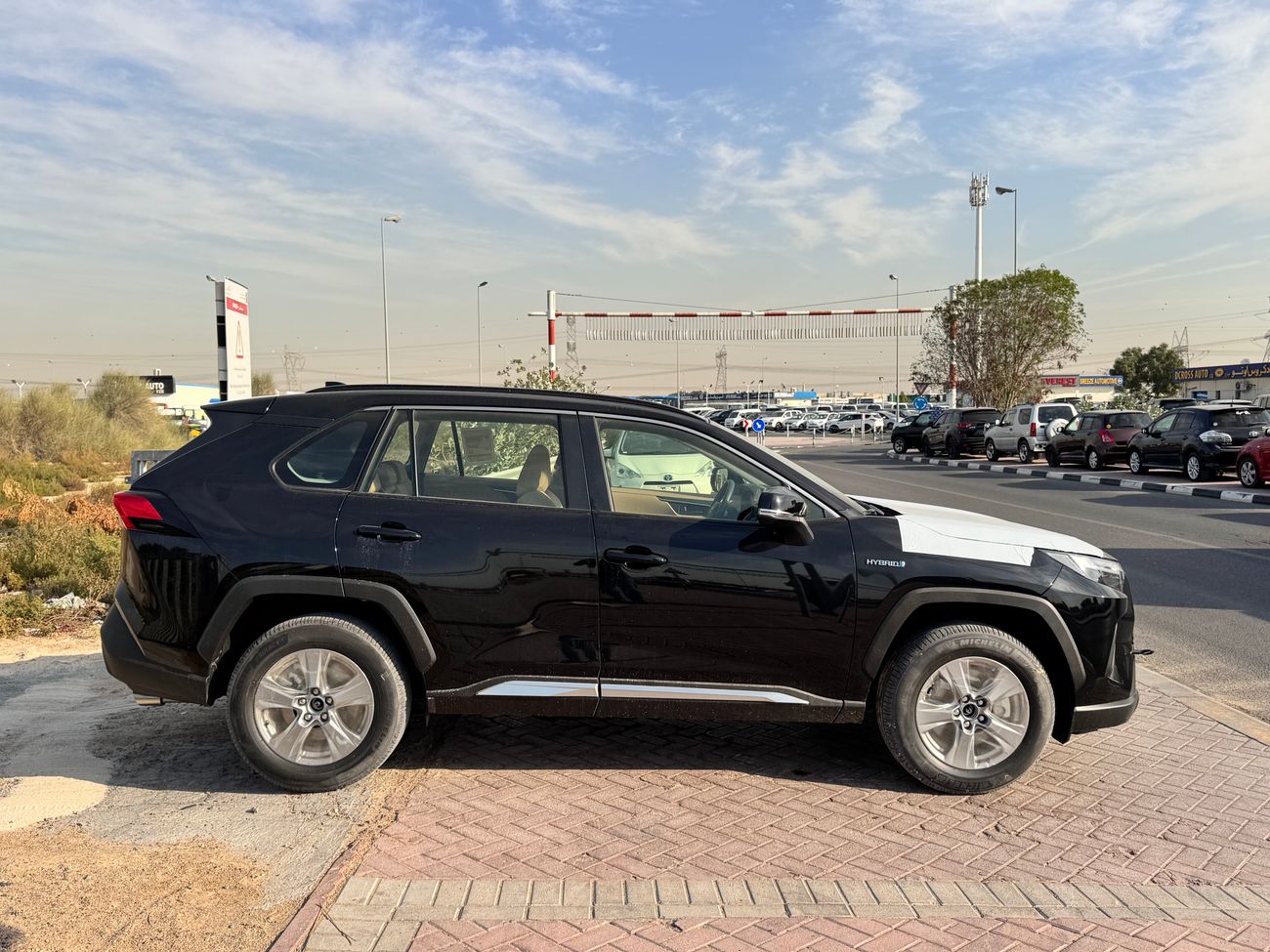 Toyota RAV4 2024 TOYOTA RAV4 HYBRID AWD 2.5L CUV BRAND NEW GCC 0KM