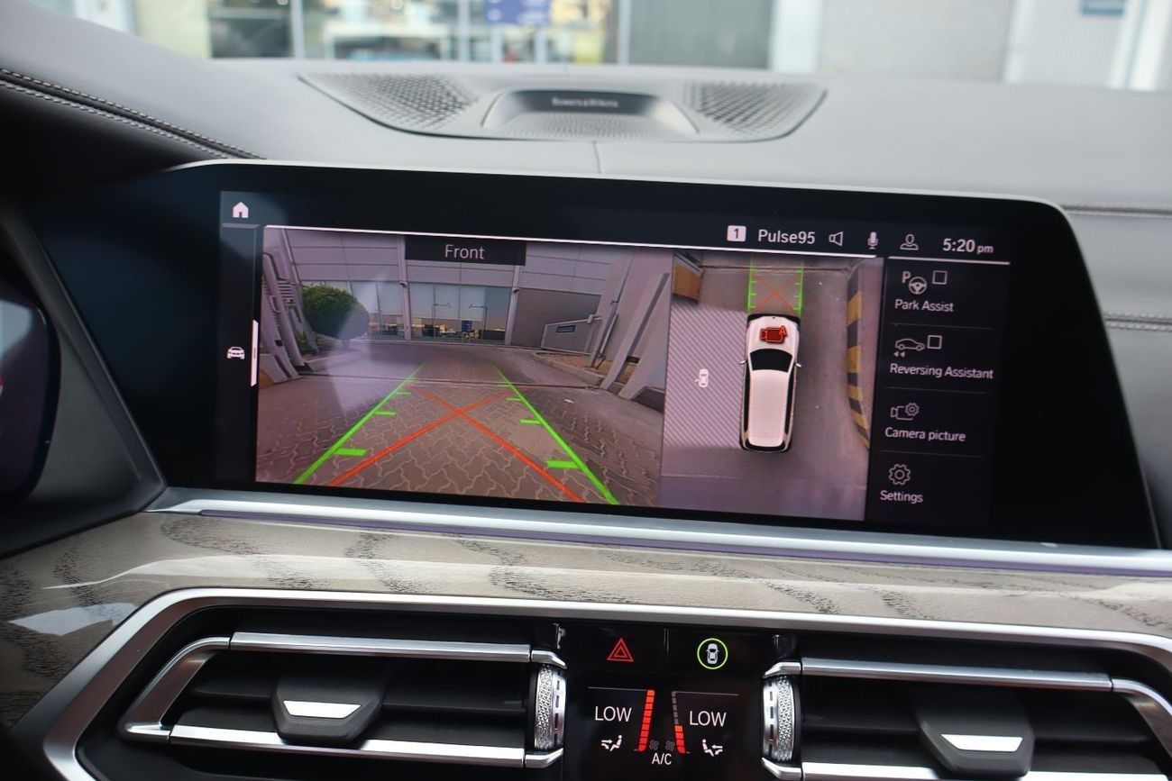 BMW X7 M50i 4.4L (530 HP)