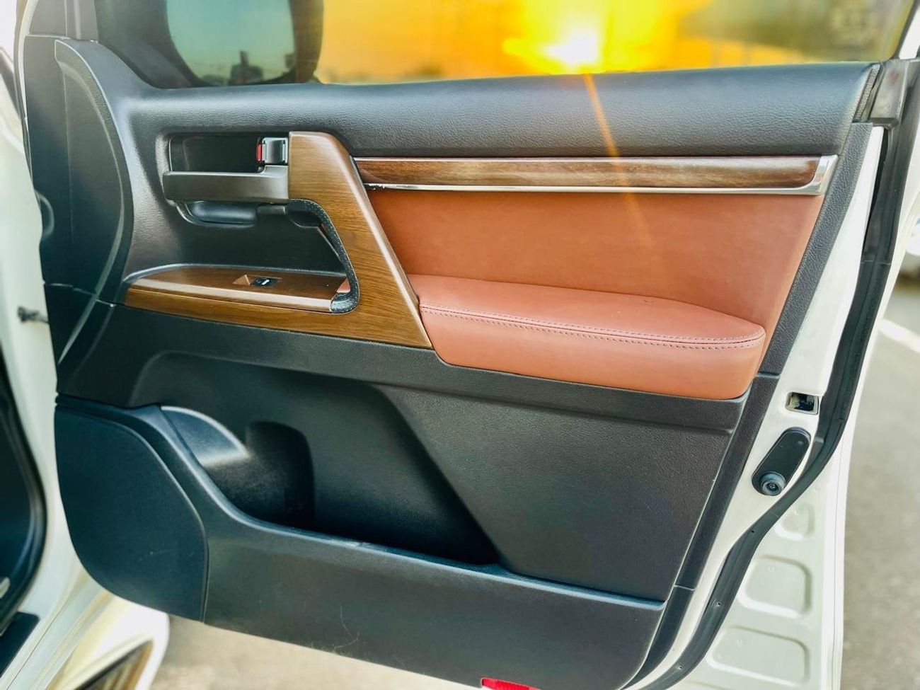 Toyota Land Cruiser Toyota landcuriser GXR  2018 V8 Diesel full Option