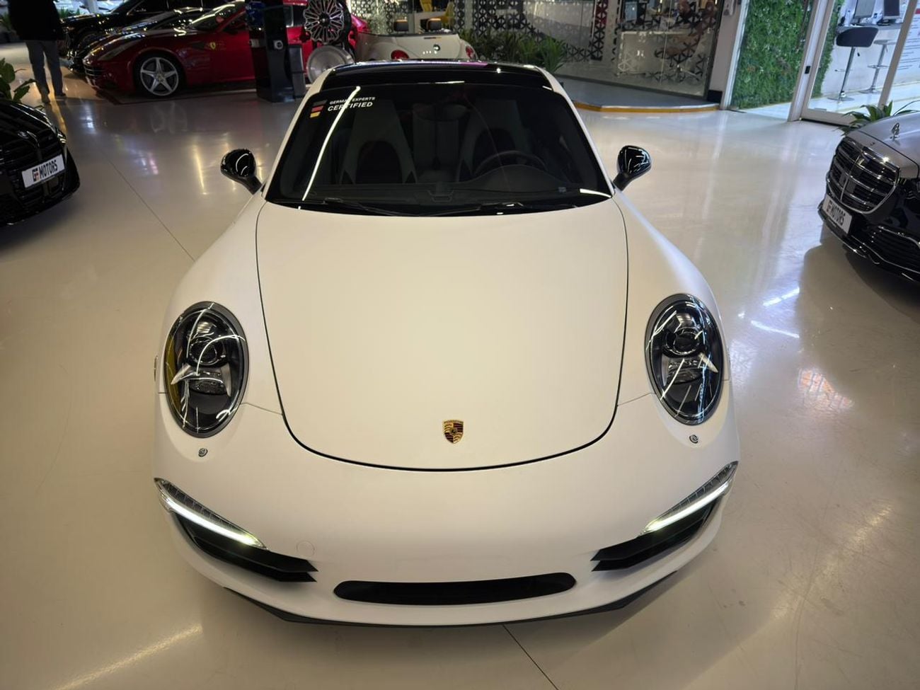 Porsche 911 Carrera 4S 3.8L Coupe 2014 Porsche 911 Carrera 4S - GCC Specs - Full Service History Available