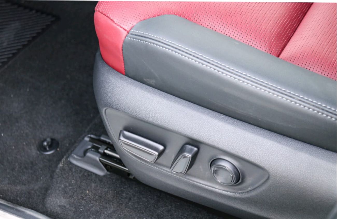 تويوتا لاند كروزر VXR 3.5L