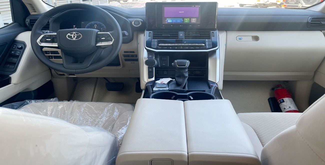 تويوتا لاند كروزر GXR 4.0L  (300 Series) (GRJ 300) 2026 model basic option