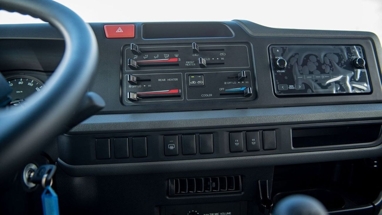 Toyota Coaster COASTER 4.2L 30 SET