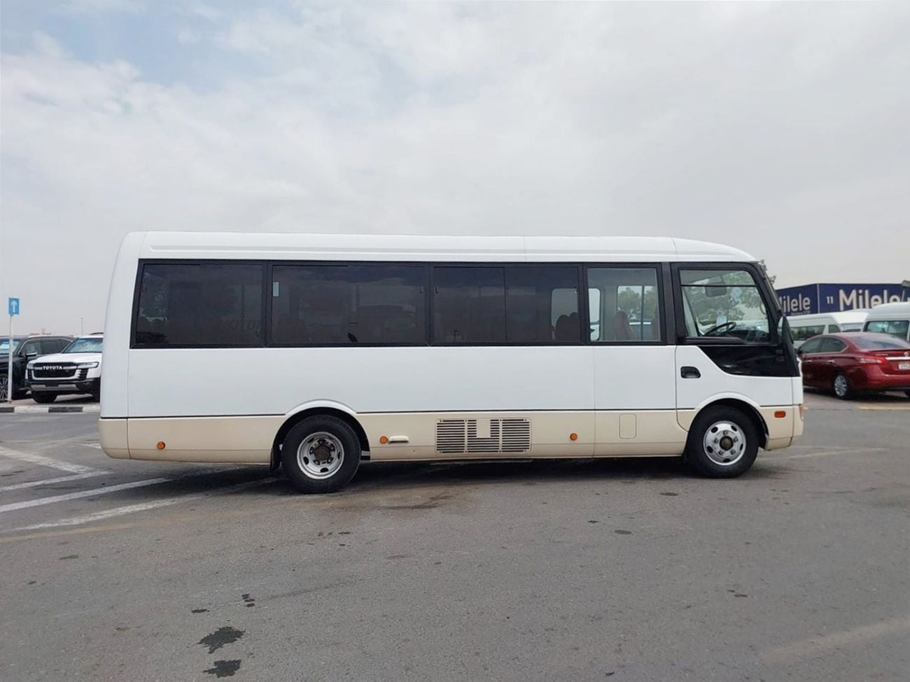 ميتسوبيشي روزا (RAMADAN OFFER) MITSUBISHI ROSA BUS RHD 2007 MODEL 4.9 L DIESEL AUTOMATIC(PM00332)