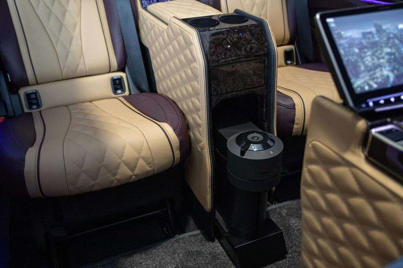 Mercedes-Benz V 300 XLWB Luxury VIP Senzati Interior. Mercedes-Benz Approved Conversion